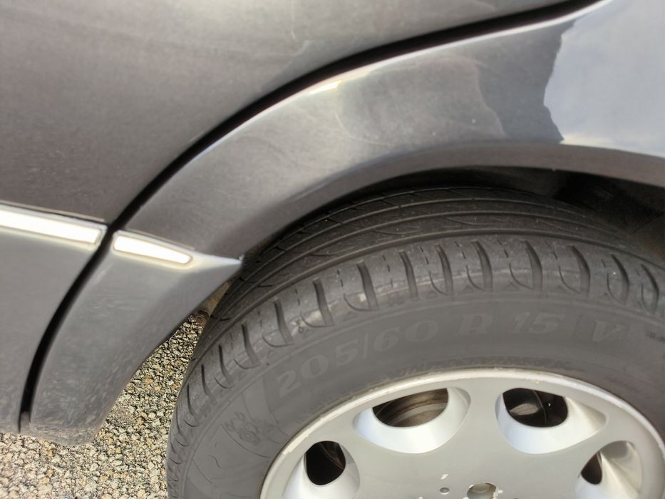 Mercedes W124 - 200D