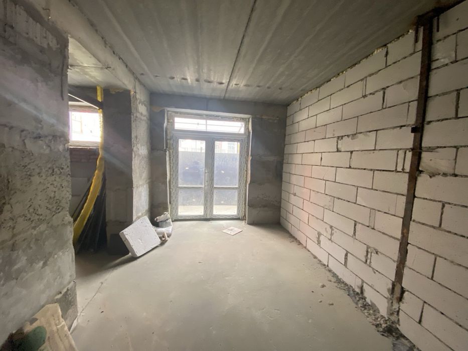 Здам в оренду приміщення 125м2(58,1 м2 та 66,3 м2) Петрівське містечко