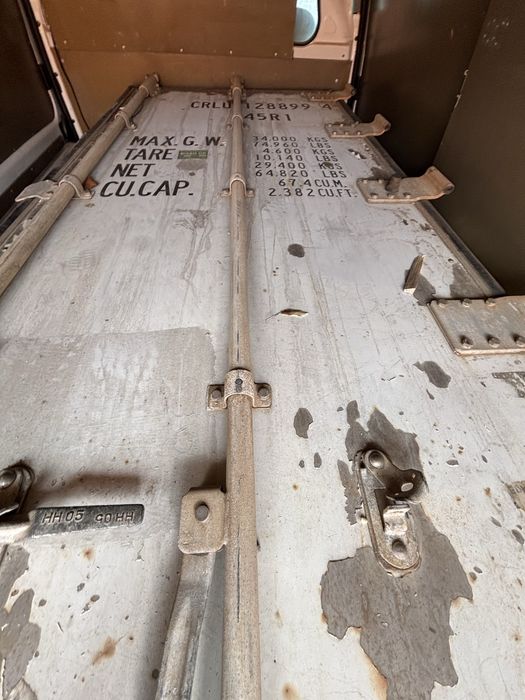 Drzwi do kontenera morskiego chlodnia