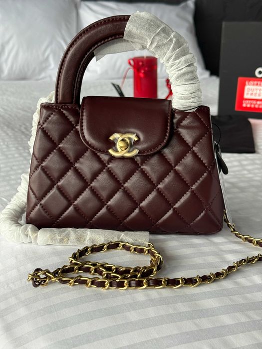 Шкіряна сумка Chanel Mini Top Handle