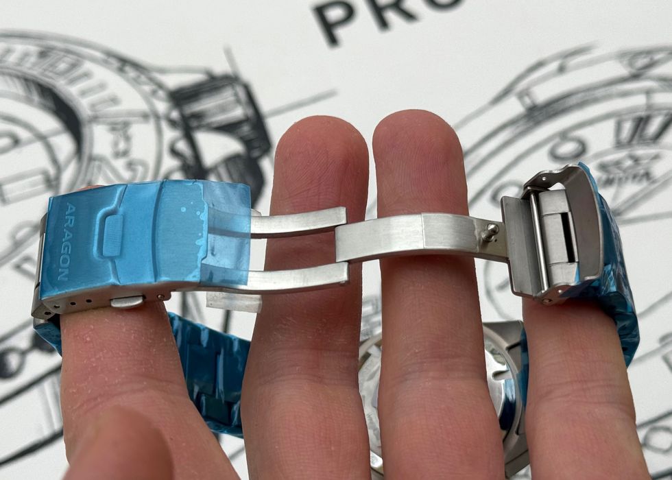 Годинник механічний Aragon ENFORCER Titanium Sapphire 44 mm. 500 MT.