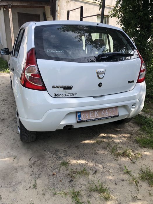 Продам дачію сандеро