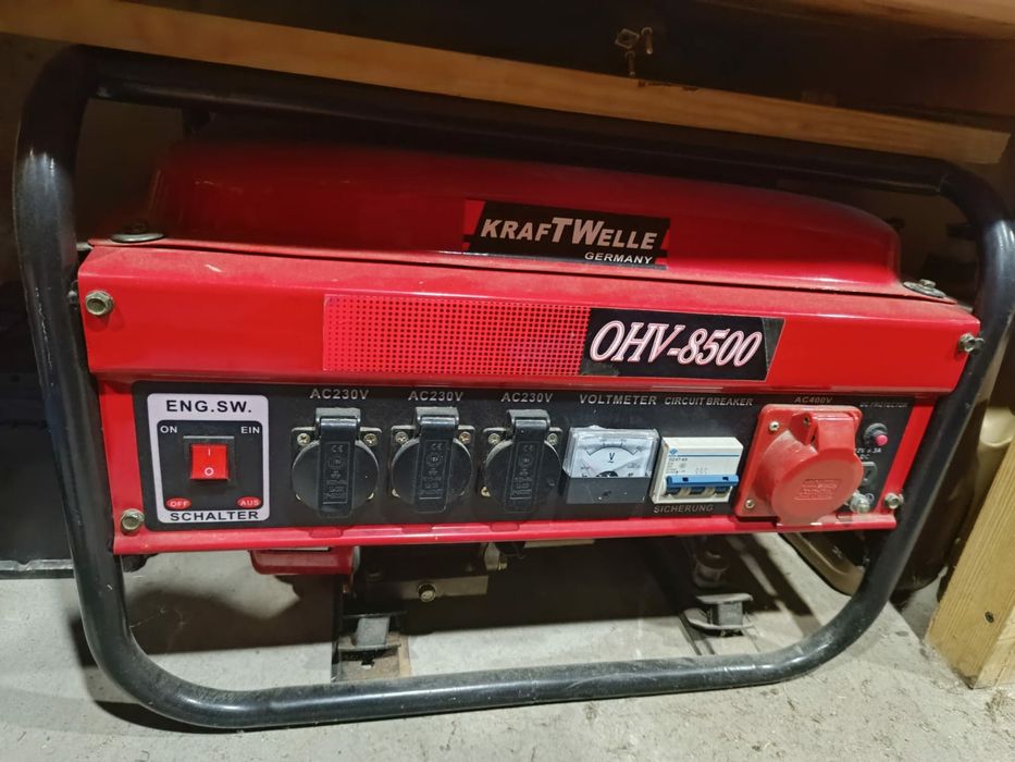 Генератор, 220/380, бензогенератор, блекаут, інвертор, инвертор