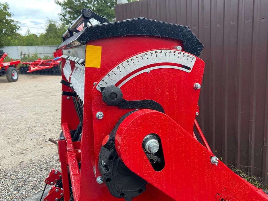 Навісна сівалка сівник 1.5 Варіаторна сівалка Деметра