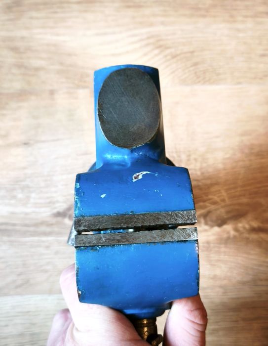 Solidne Imadło Stołowe Obrotowe 60mm – Typ Francuski – Gwint Trapezowy