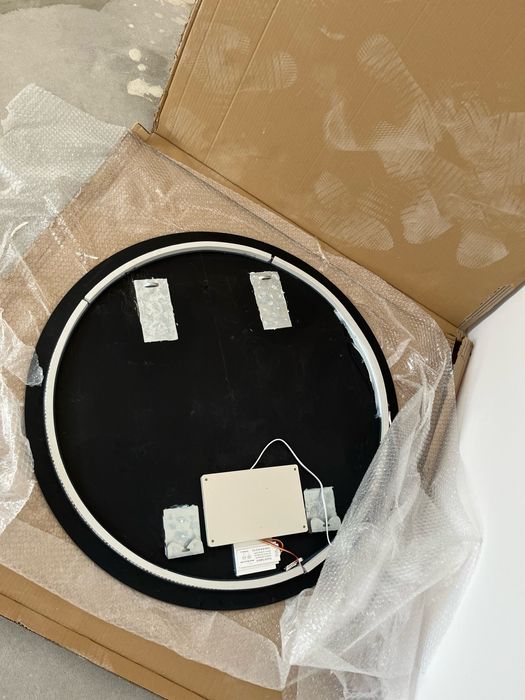 Lustro LED 90 cm