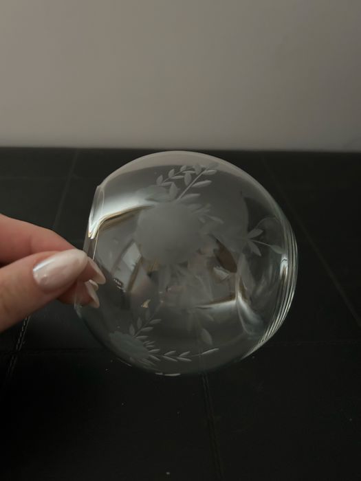 Szklana kulka, wazonik nr.4472