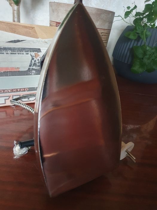 Продам радянську праску