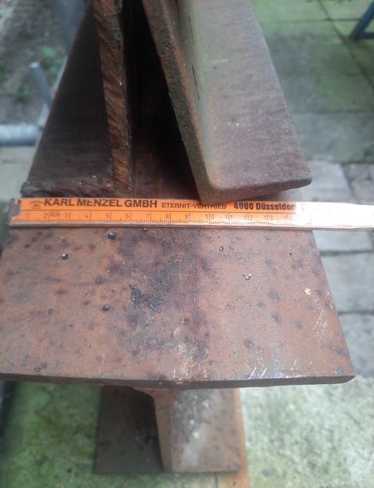 Dwuteownik stalowy 300x150