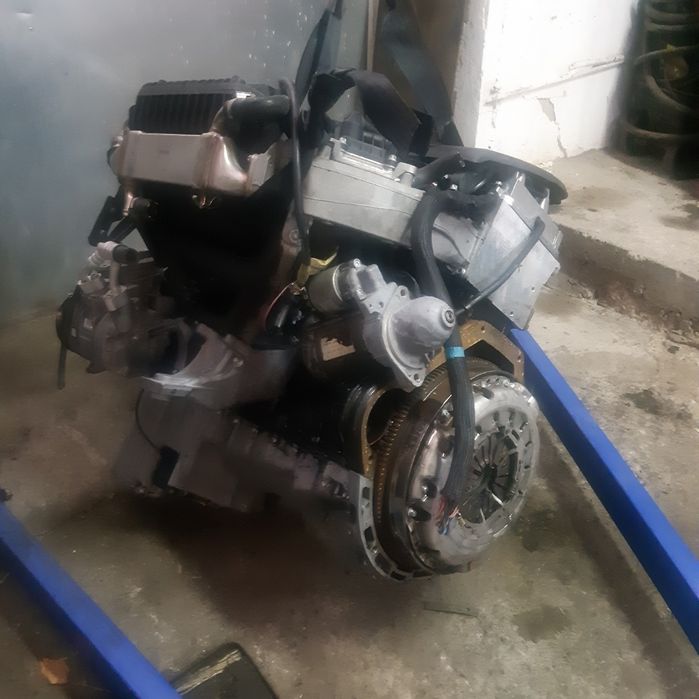 Мотор OM 612, OM 647 двигатель 2.7CDI (270CDI) Mercedes W210 W203 W211