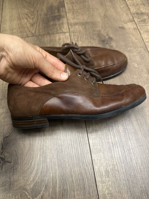 Жіночі шкіряні туфлі-оксфорди від італійського бренду