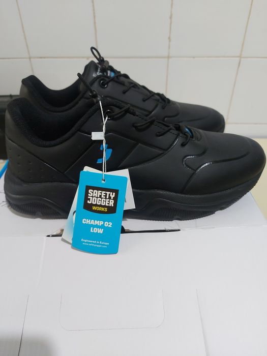 Sapatos, ténis SAFETY JOGGER para Vigilantes, PSP, GNR, tamanho 42.