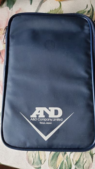 Тонометр AND 777 Японія