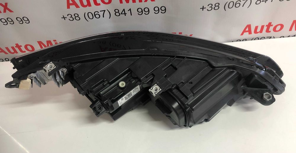 Фара Volkswagen Golf IQ Light 8 5H1941035