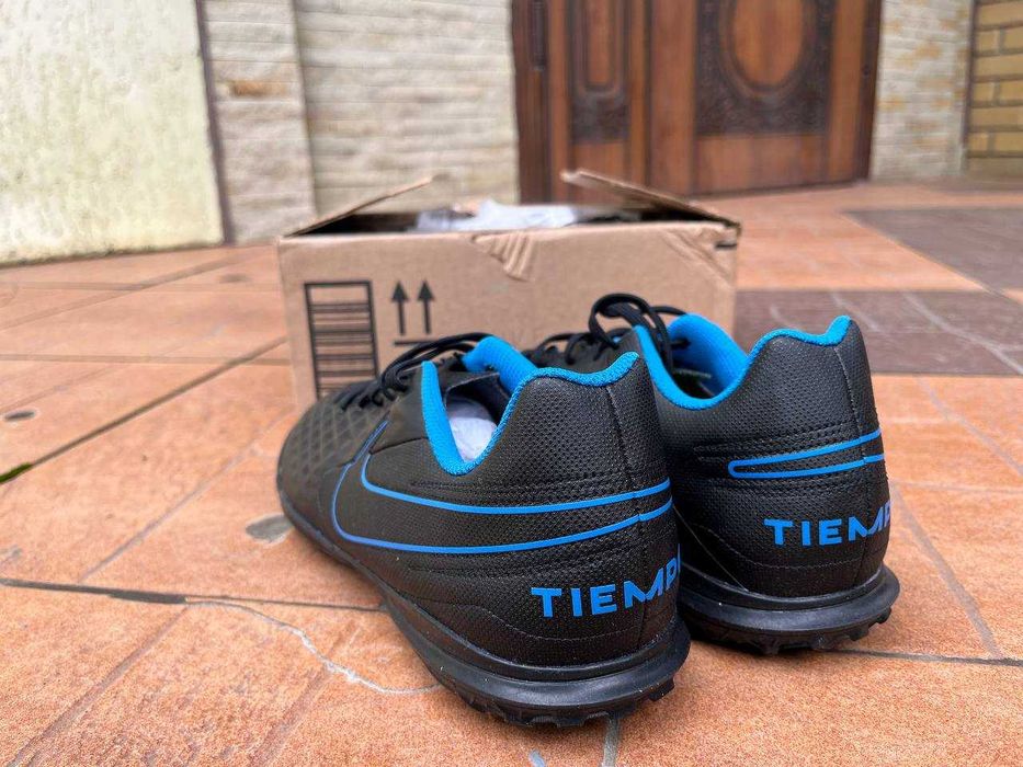 nike tiempo legend 8 - Купити футбольне екіпірування - Ціна на OLX.ua