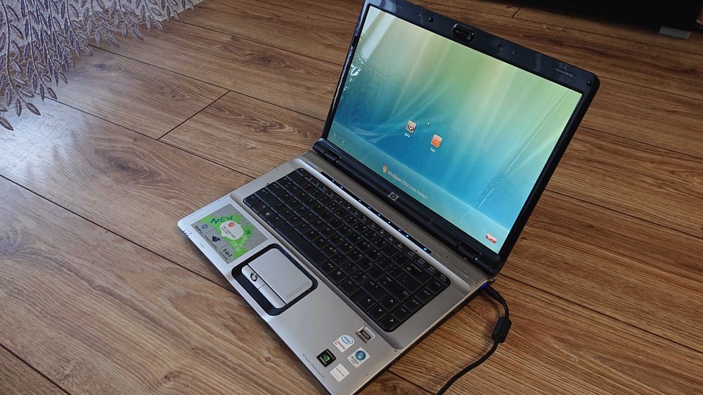 Laptop HP Pavilion dv6500 (Core 2 Duo 1.5 GHz, 4 GB ram, Win VISTA]