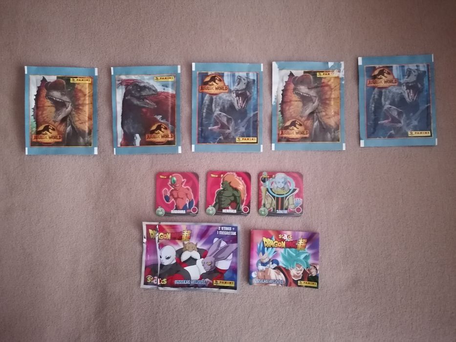 Cadernetas, saquetas cromos e staks