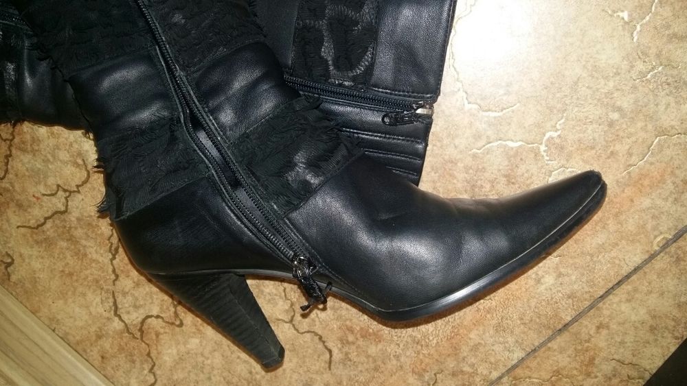 Продам зимние сапоги р.38 Maria Moro