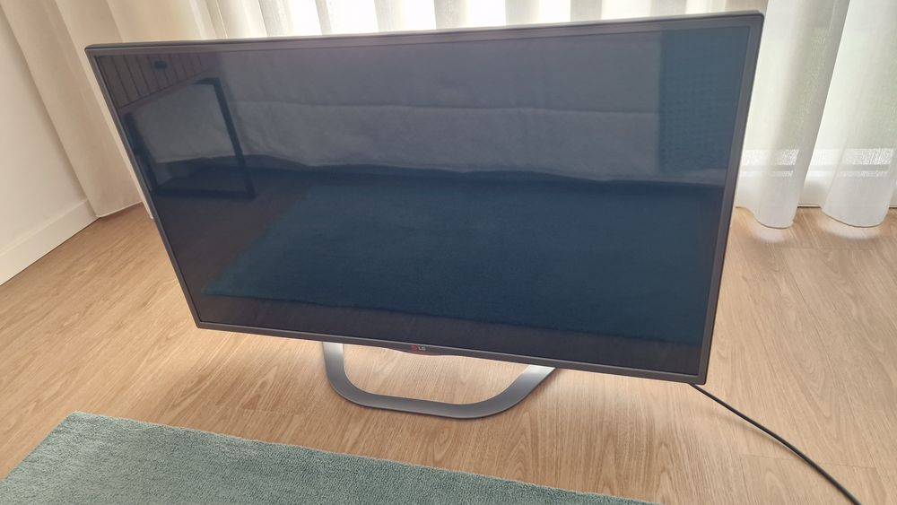 Smart TV LG 42 LED em ótimo estado