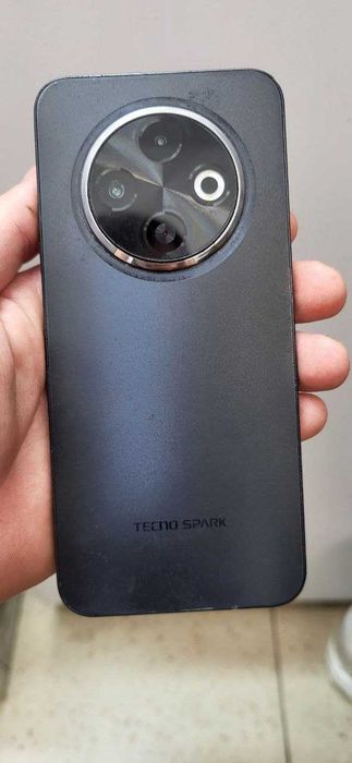 Продам Tecno Spark 30C 6/128GB