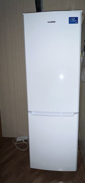 Холодильник Samsung 180 см