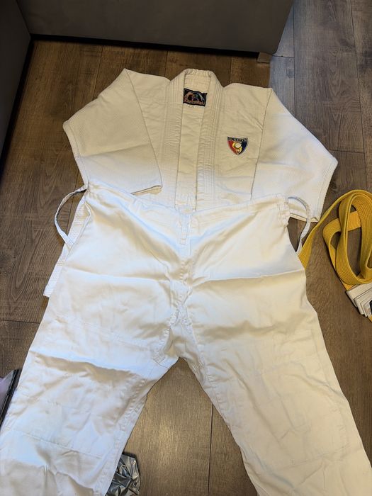 Judoga biala komplet