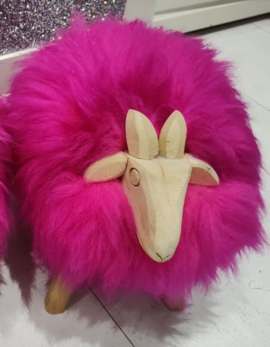 1x stołek taboret różowy baran