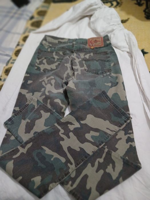 Calças estampa n 36