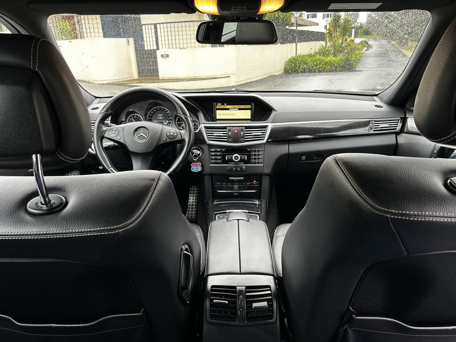 Mercedes-Benz E250 CDI ( caixa automática)