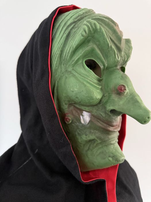 Maska Wiedźmy/Czarownicy z kapturem – Idealna na Halloween