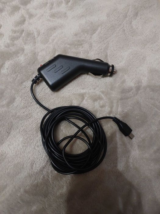 Ładowarka samochodowa do telefonu