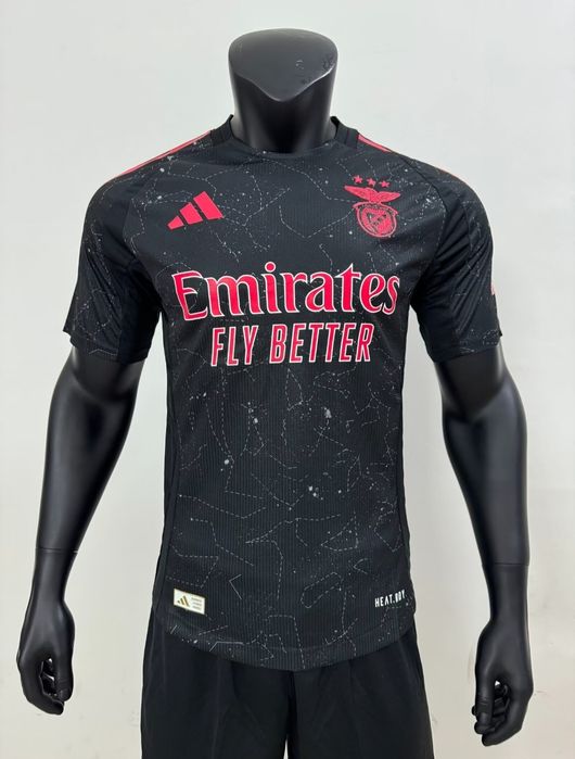 Camisola secundária do Benfica 24/25