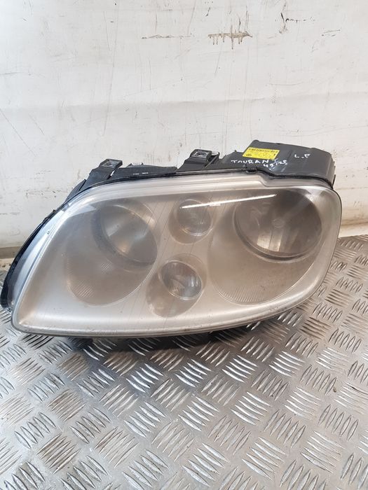 Lampa Lewa Przód 1T0941005F Vw Touran I 04R- Europa
