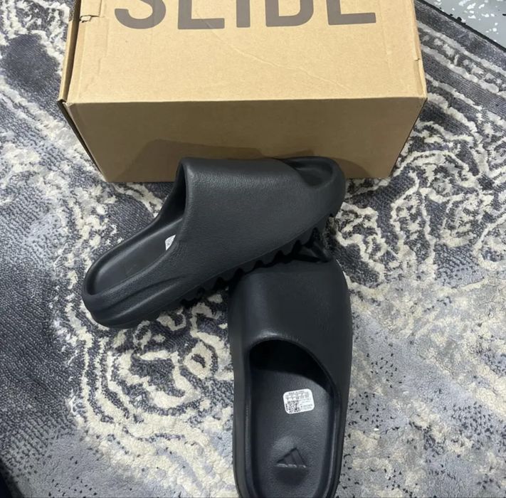 Yeezy slide klapki adidas