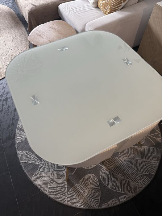 Mesa de refeicao + 4cadeiras escandinava