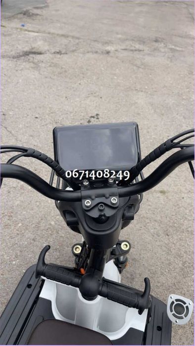 Електротрицикл DOZER Model 4