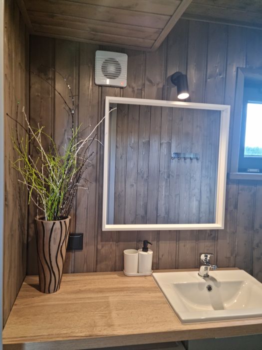 Turkusowy Domek Nad Jeziorem Bystrzyna