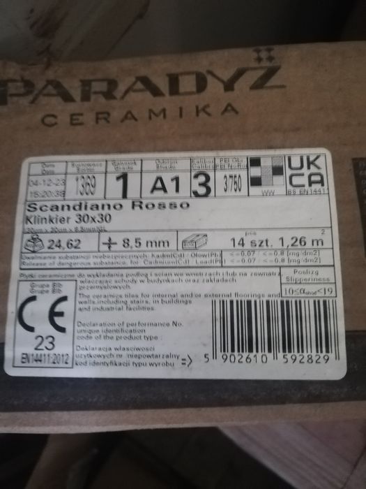Płytki podłogowe 30x30, kafelki, Paradyz.