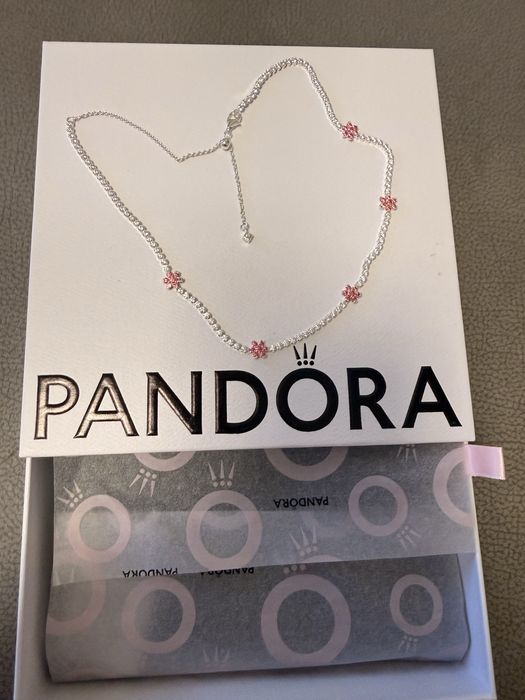 Colar Pandora novo