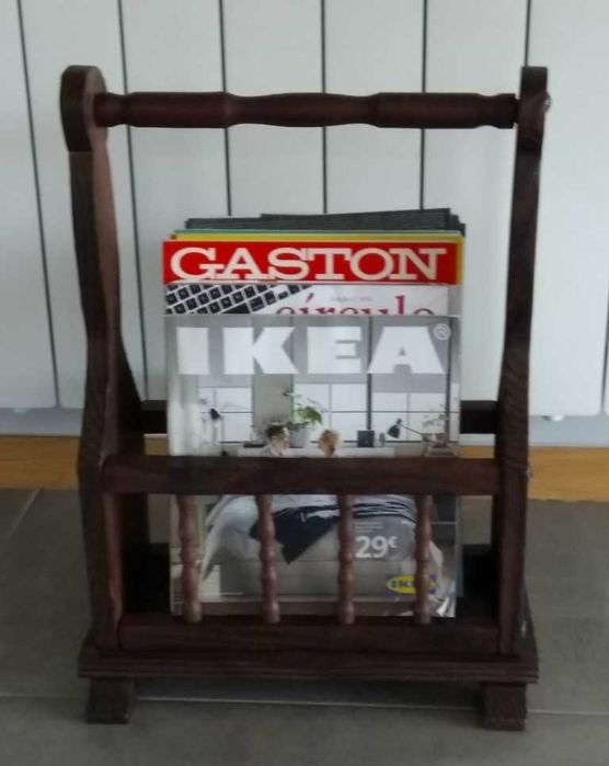 Porta Revistas em Madeira de boa qualidade
