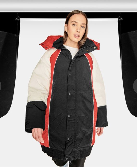 Пуховик Бомбер парка Nike  Jordan S ( M) Оригинал