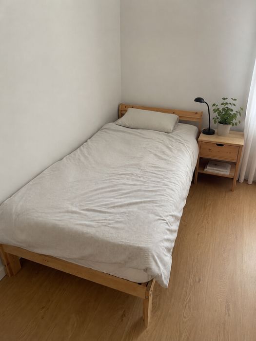 Cama IKEA NEIDEN 90x200 cm em pinho maciço + estrado LURÖY