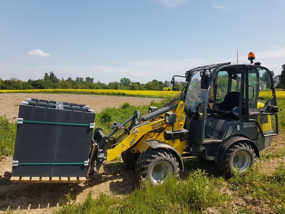 Prace ziemne Miniładowarka Glebogryzarka  separacyjna