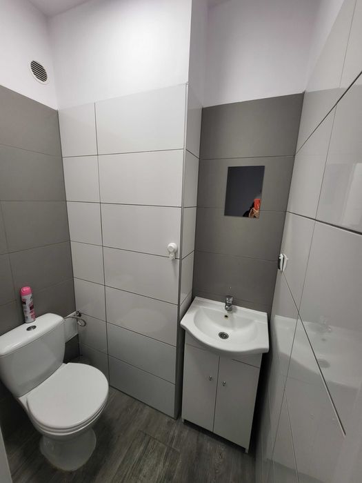 Lokal handlowo - usługowy 115 m2 w Pucku