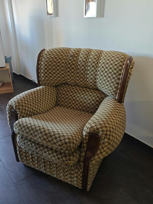 Sofá cama e poltrona
