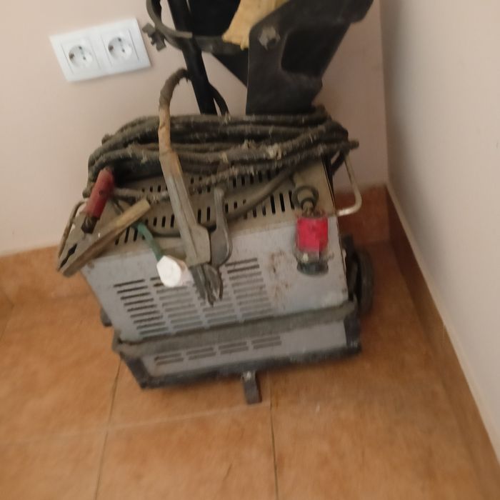 Продам сварочный аппарат б/у в рабочем состоянии