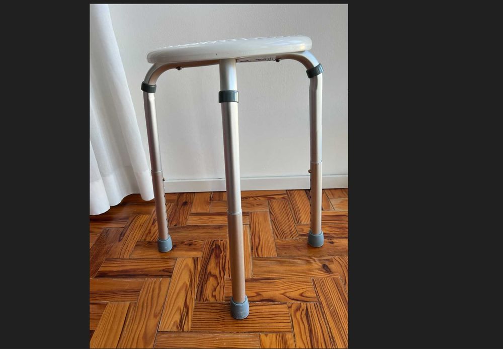 Banco regulavel wc-novo