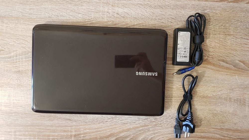 Ноутбук Samsung R538 під відновлення або на запчастини. 
+ В подарунок