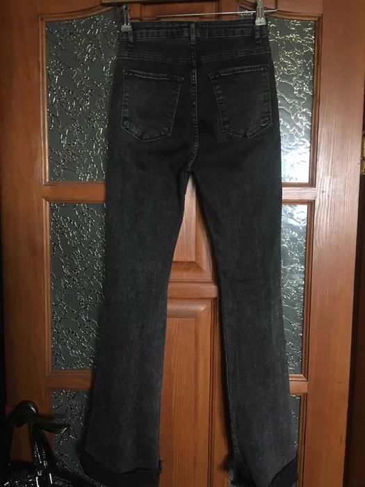 Джинсы стрейчевые, высокая посадка