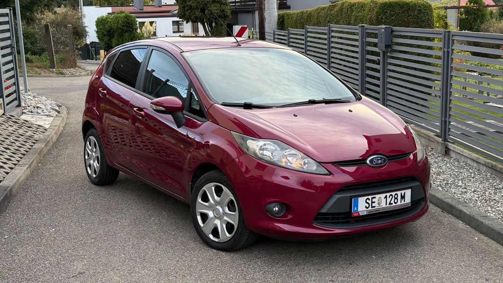 Ford Fiesta Niski przebieg! Pierwszy właściciel Książka Ford Serwis!